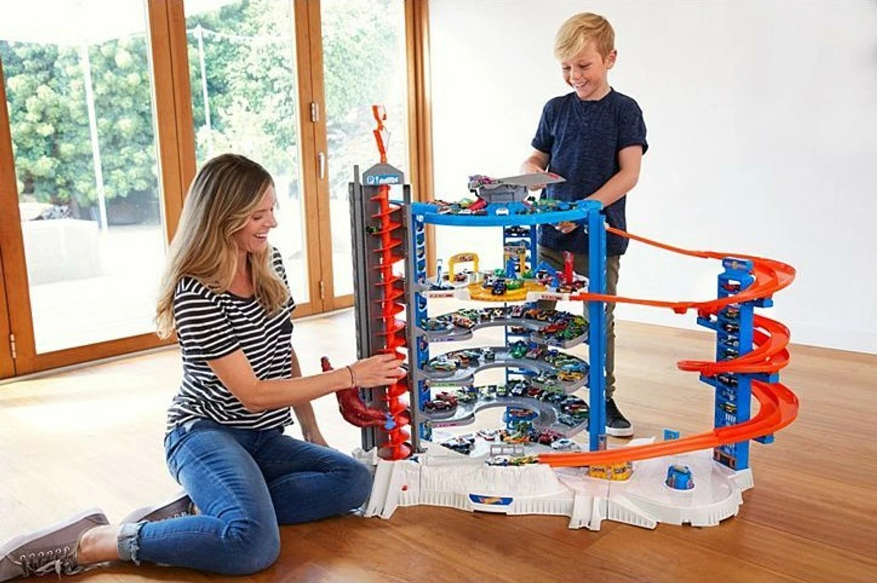 Hot Wheels Super Ultimate Garage Play Set 9 Hot Wheels Super Ultimate Garage Play Set - Image 7