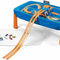 Step2 Hot Wheels Car & Track Circuit Play Table