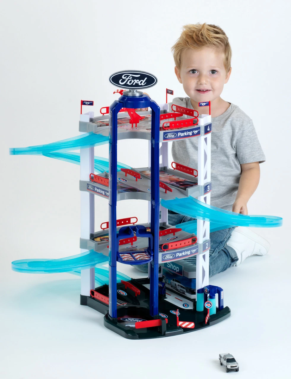 Ford Parking Garage With 4 Levels 5 Ford Parking Garage With 4 Levels - Image 3