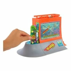 Hot Wheels Skate Drop In Skate Set 12 Hot Wheels Skate Drop In Skate Set -Majorette Shop 607803500 935616880 3 720x928 03384.1665548528