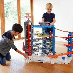 Hot Wheels Super Ultimate Garage Play Set 15 Hot Wheels Super Ultimate Garage Play Set -Majorette Shop 81YNSV4qUYL. AC SL1500 61930.1675493598