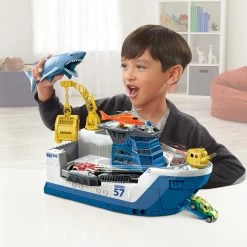 Matchbox Marine Rescue Shark Ship -Majorette Shop FXV86 op 18 300 87852.1648785334